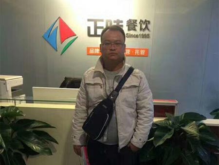 户大姐加盟商海南海口杜先生
