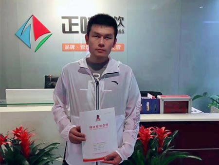 户大姐土豆粉加盟商内蒙古乌兰浩特张先生